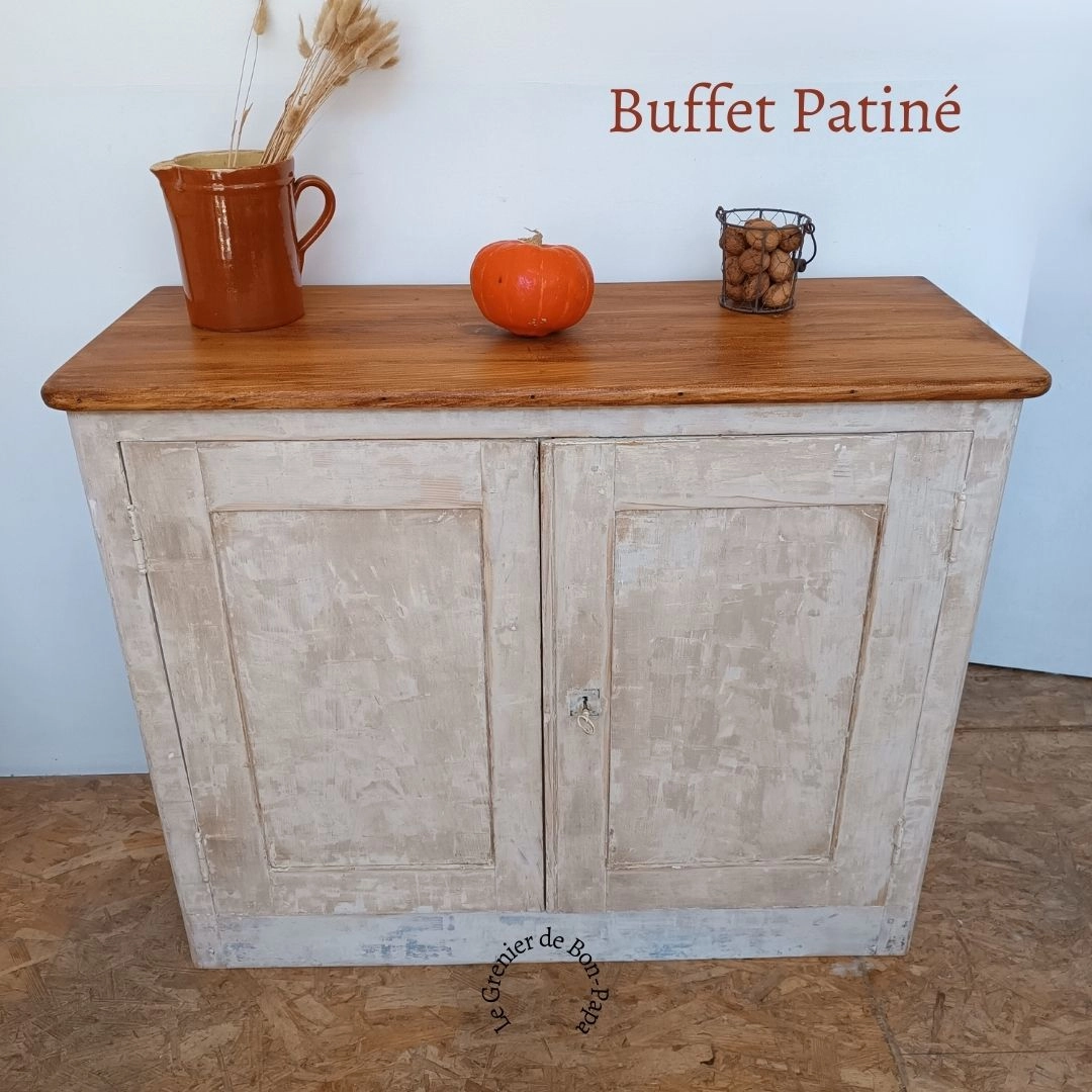 Buffet patiné