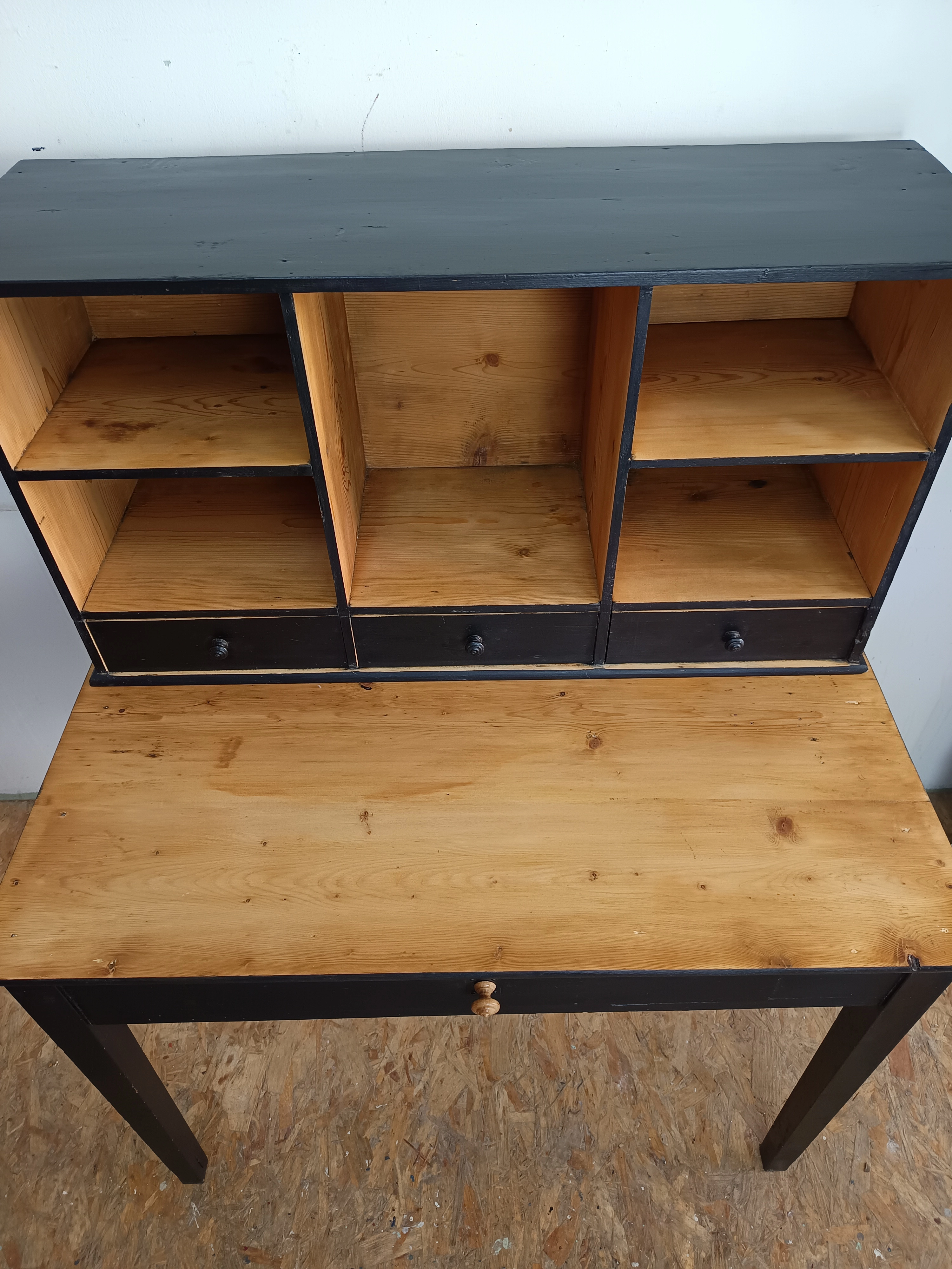bureau 