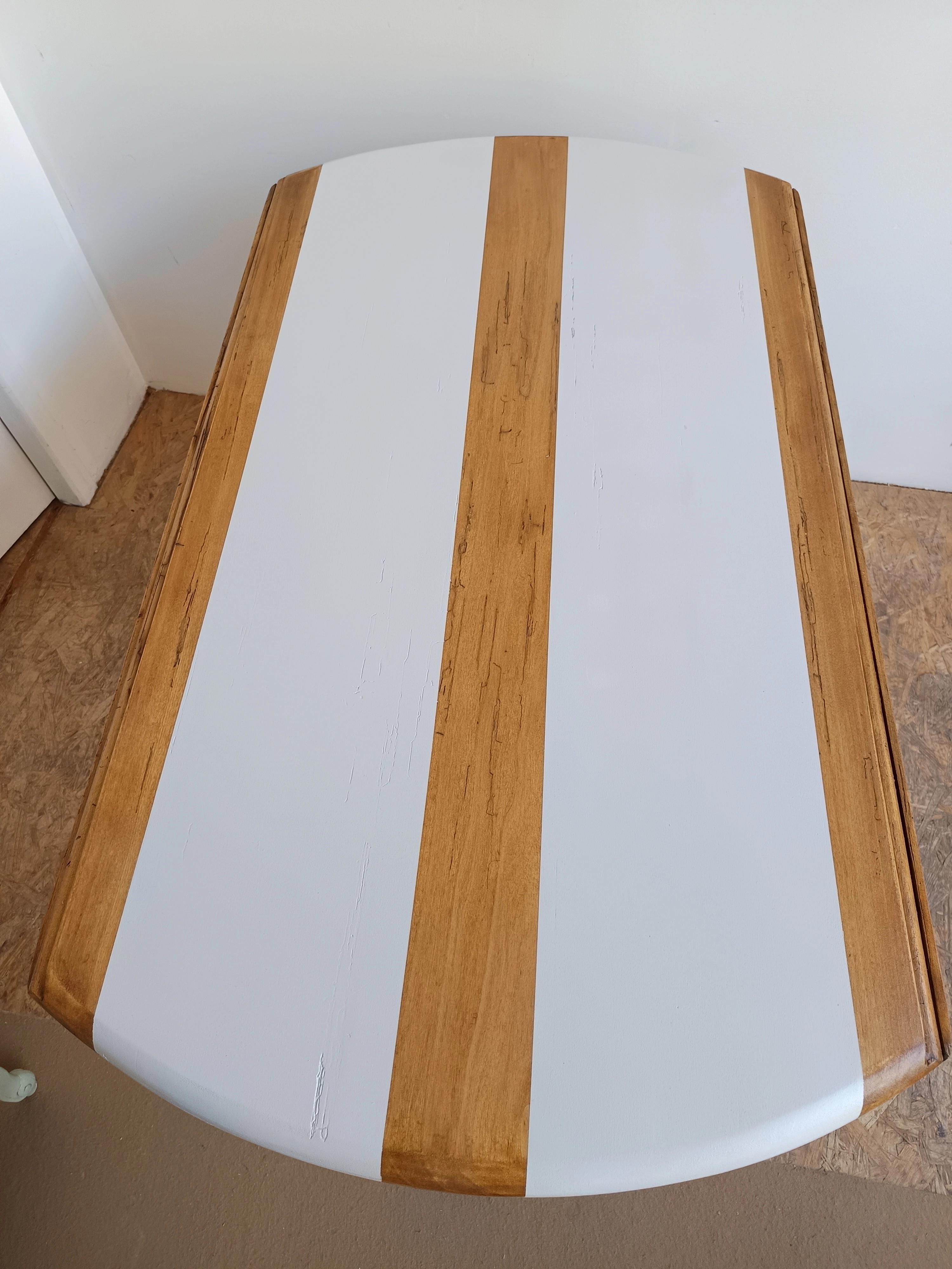 table ronde à rabats 